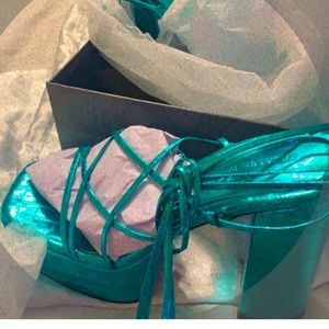 Women platform. Heel sandals new